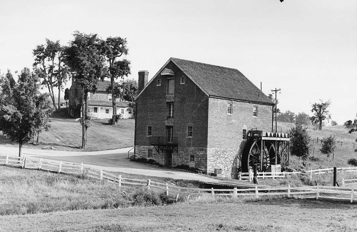 DHR Virginia Department of Historic Resources » 0070032 Sugar Loaf Farm