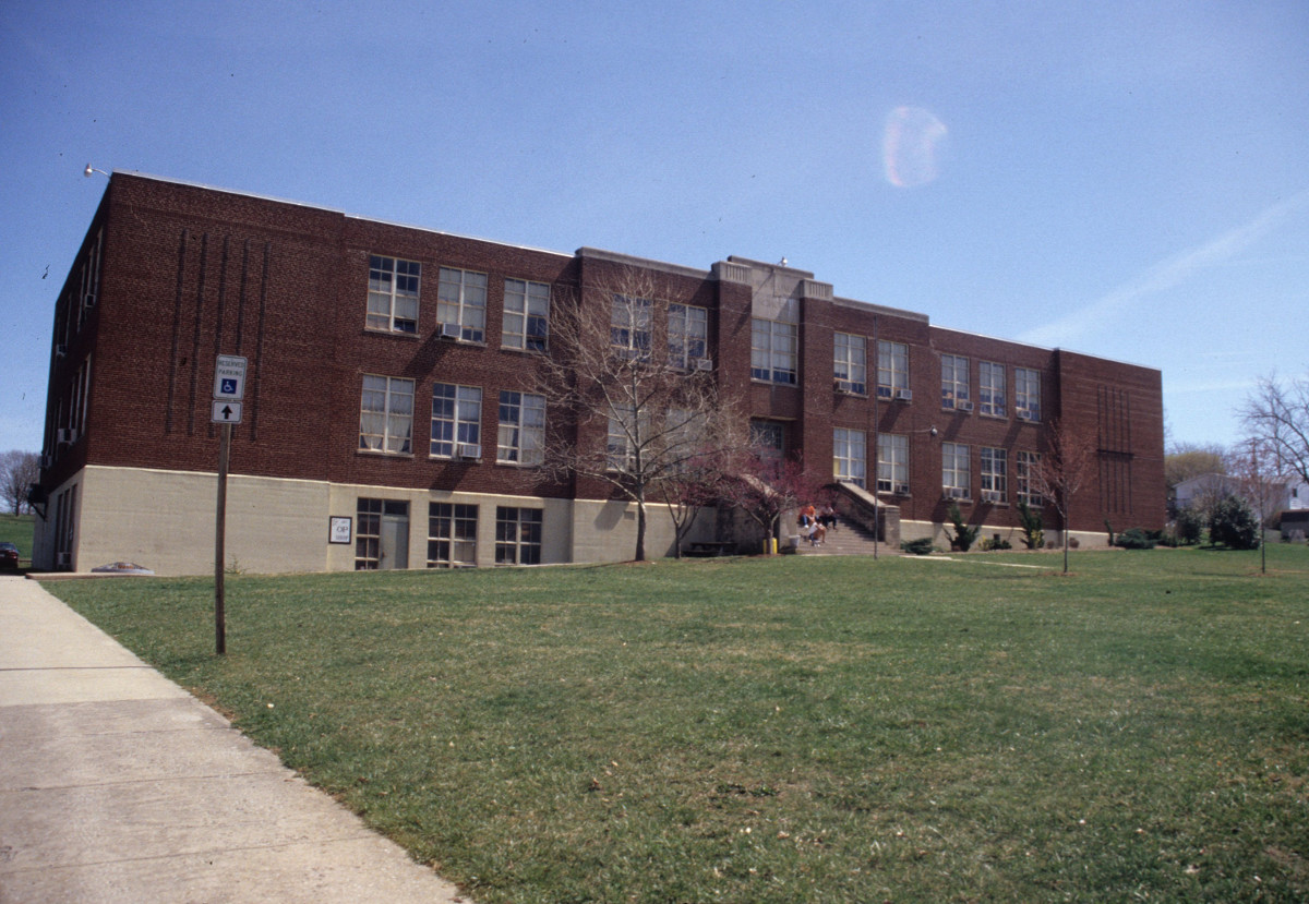 DHR Virginia Department of Historic Resources » 1155035 Lucy F. Simms School