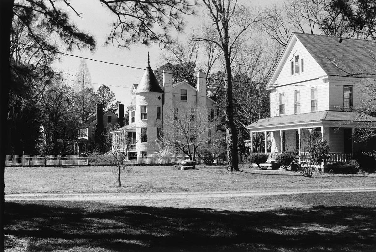 DHR Virginia Department of Historic Resources » 1330692 Chuckatuck Historic District