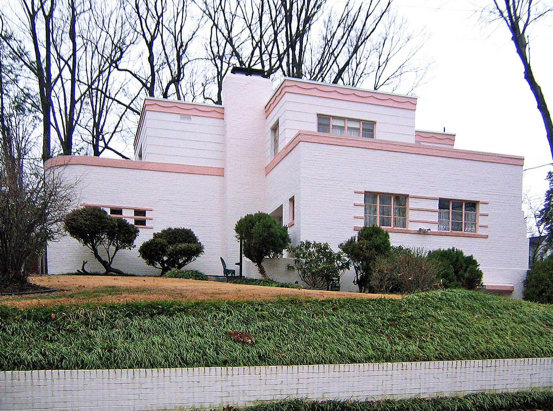 Streamline Moderne Houses in Arlington County MPD