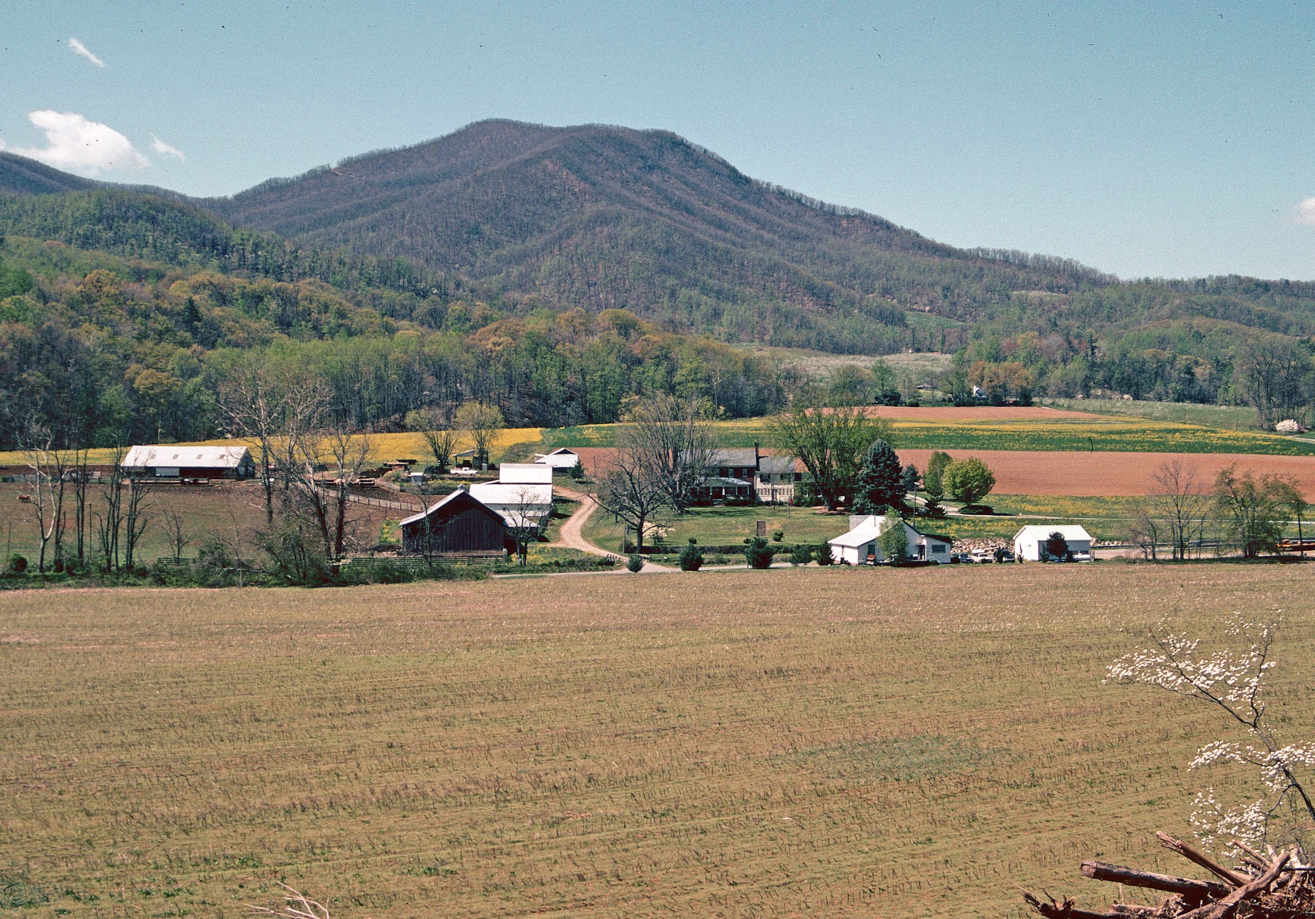 Cahas Mountain Rural Historic District