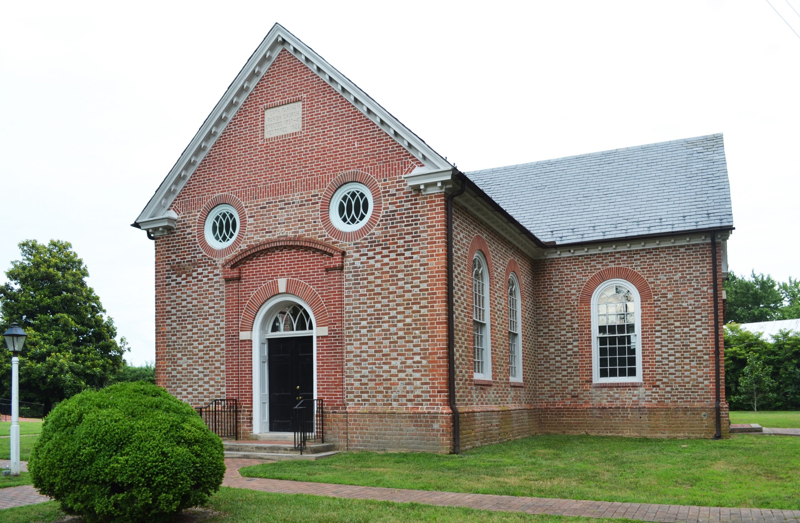 Farnham Church