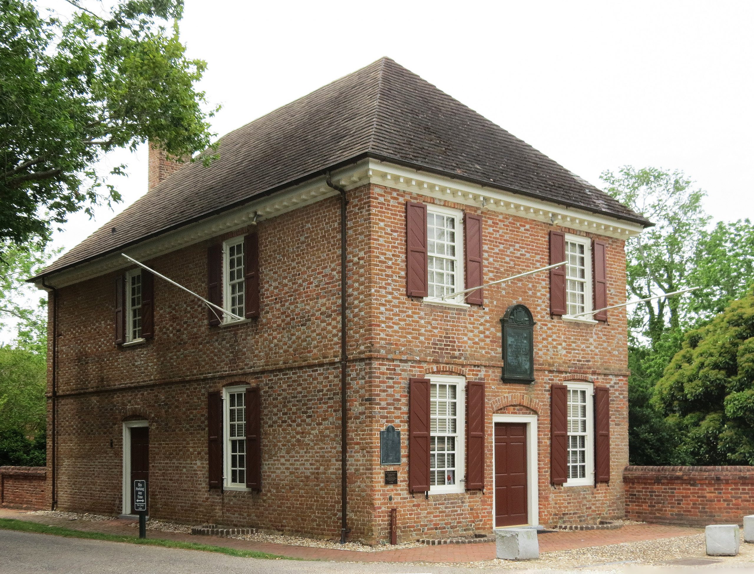 The Old Custom House