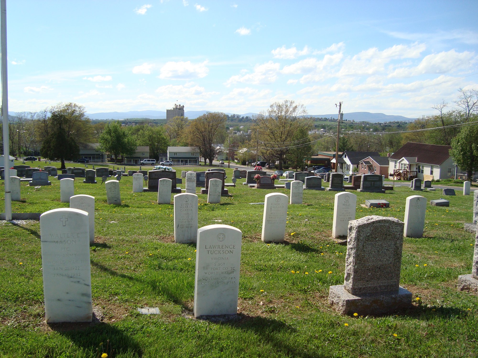 Newtown Cemetery