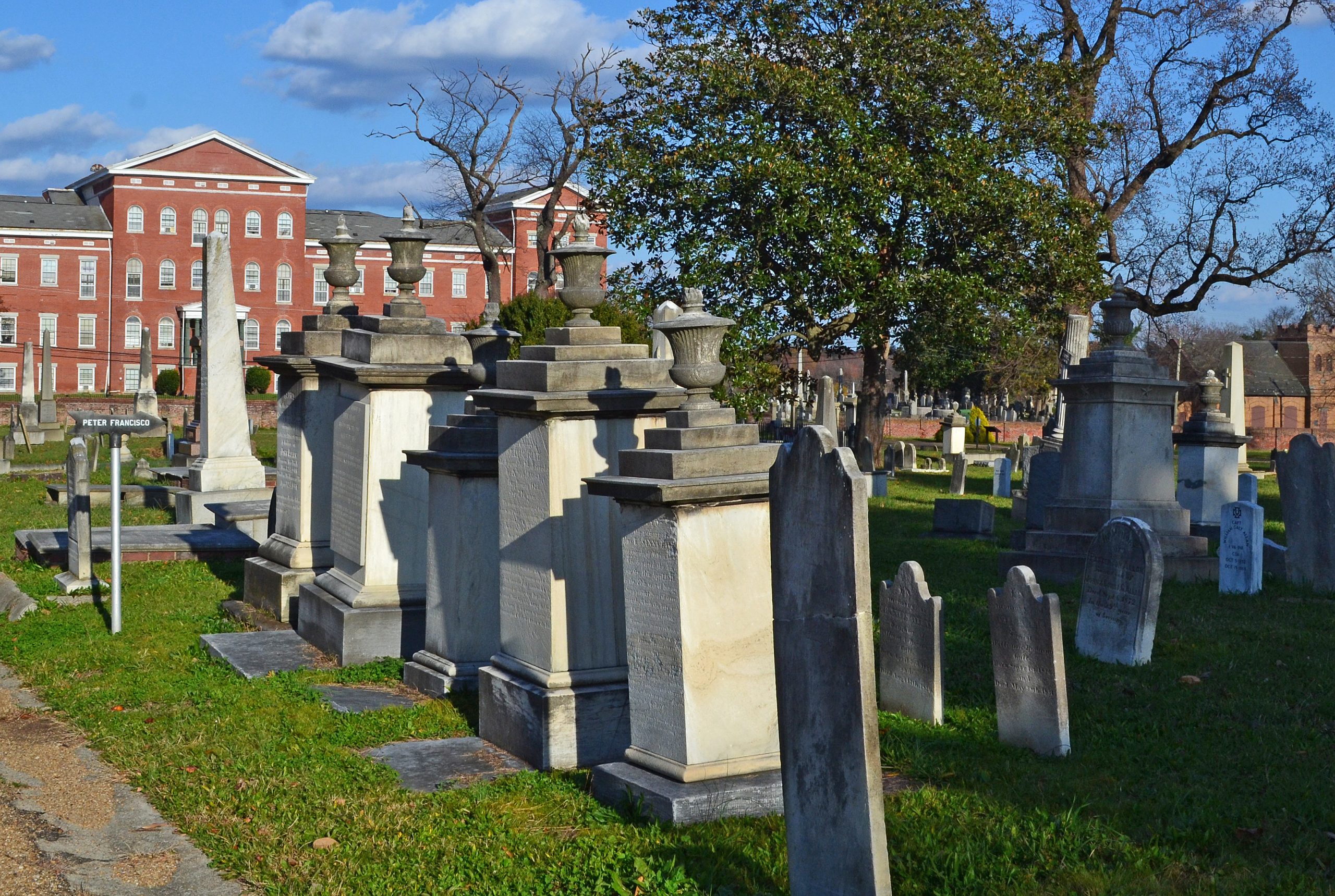 Shockoe Hill Cemetery