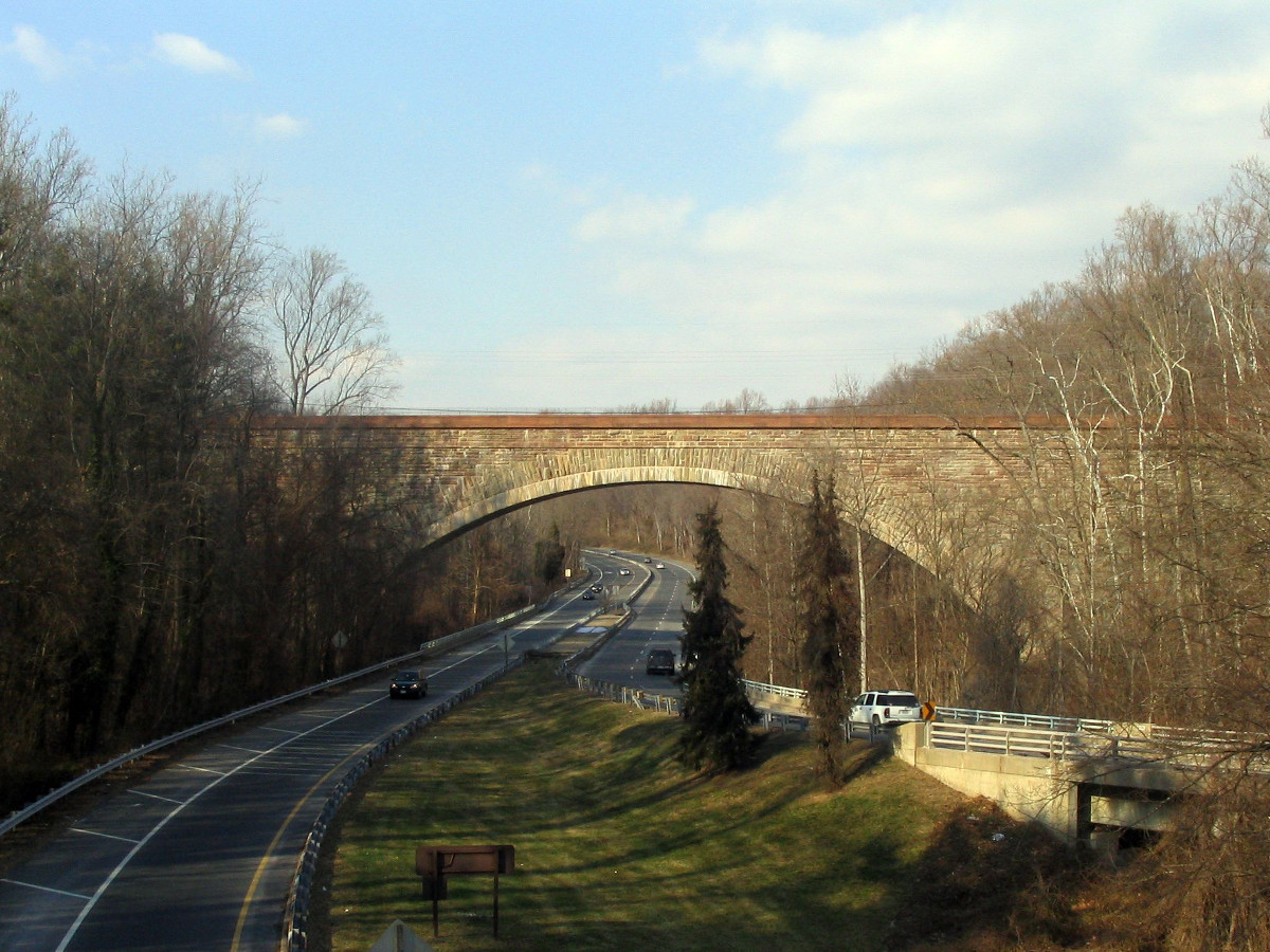 Union Arch Bridge. Photo date: 2008