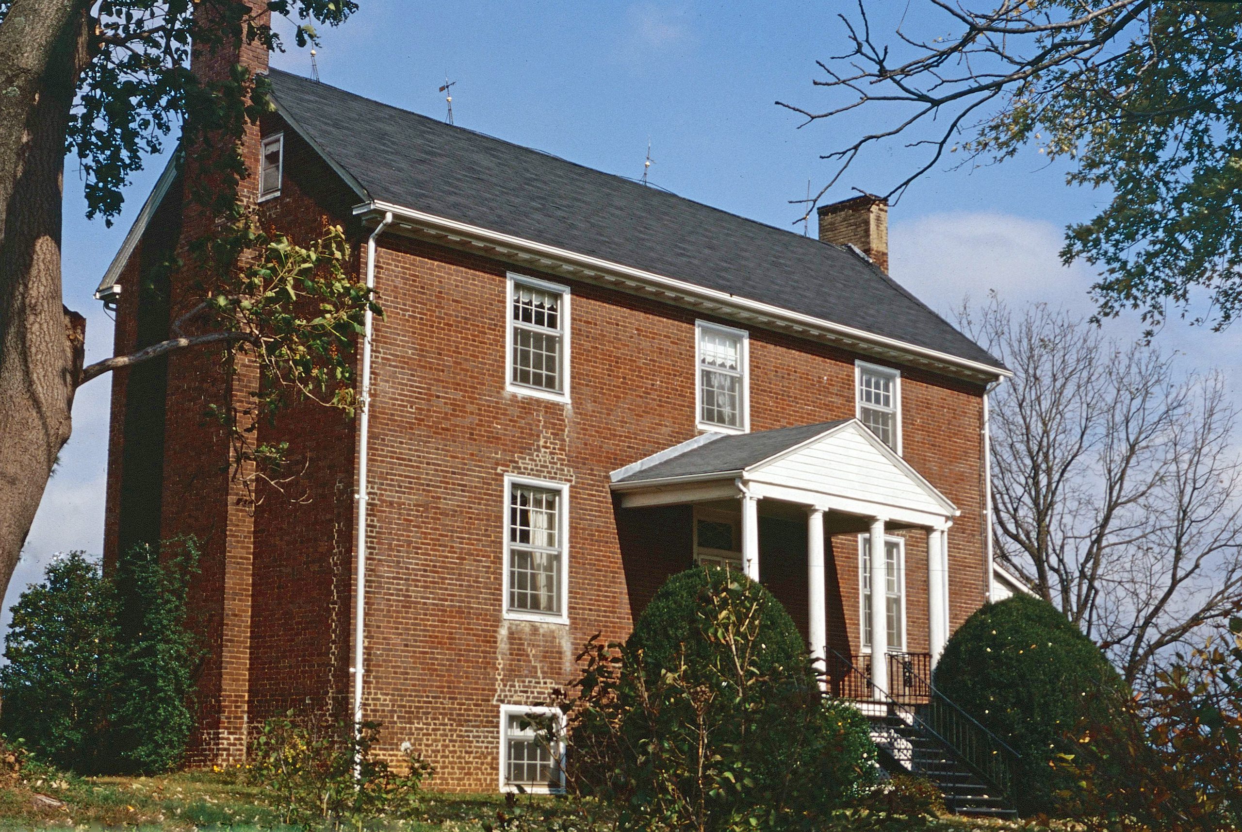 033-0179_Finney-Lee_House_1995_Ext_Front_Oblique_VLR_Online-scaled