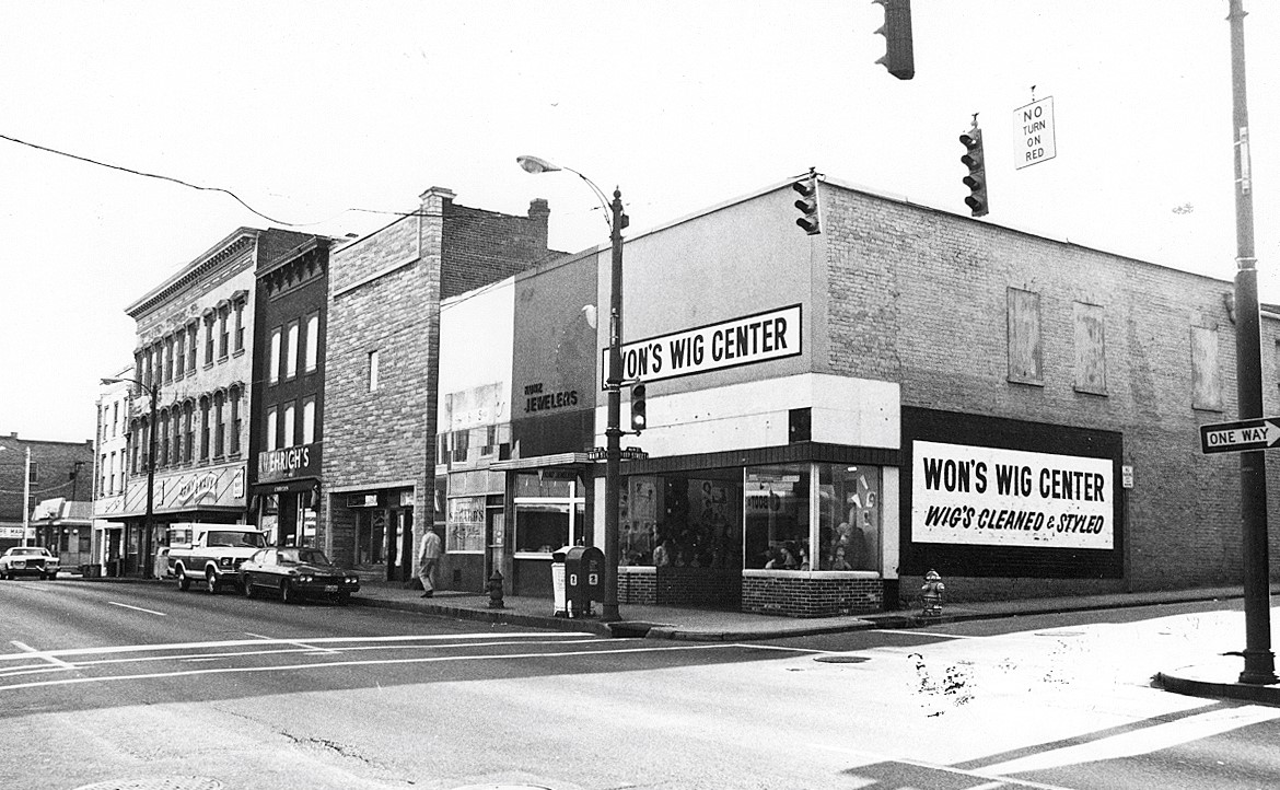 1100 Block Main Street. Photo credit: Gloria Scott/DHR, 1980