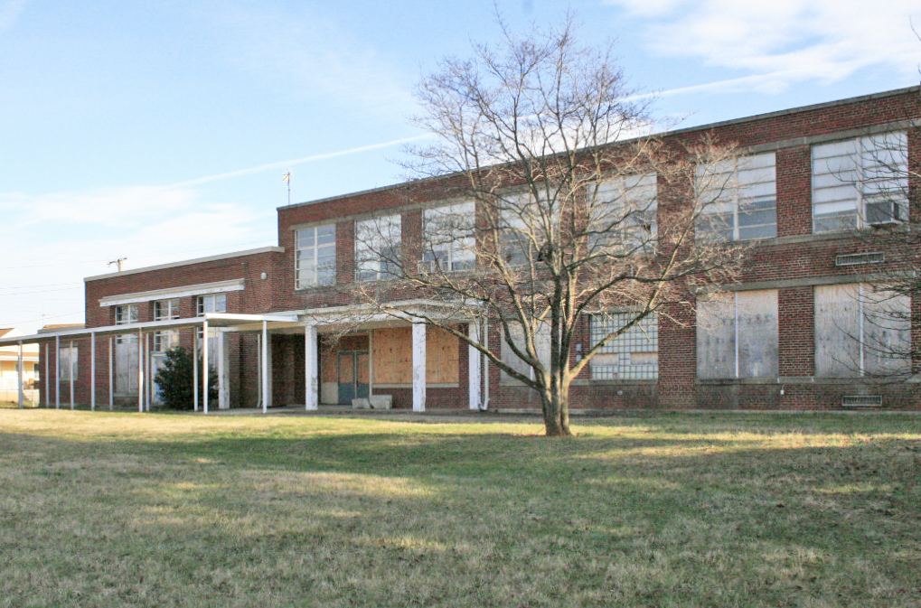 118-5320_Armstrong_Elementary_School_2012_exterior_front_elevation_VLR_Online