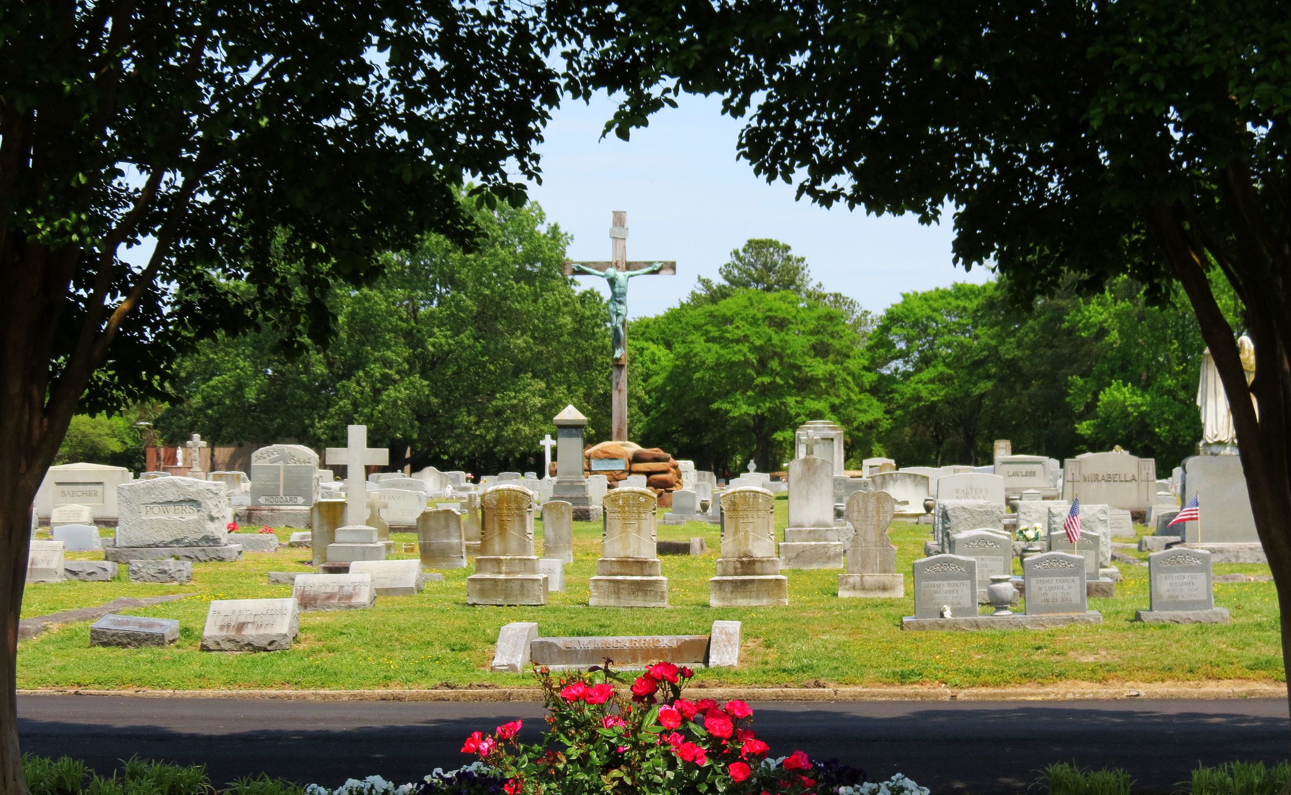 122-1036_St_Marys_CatholicCemetery_2022_VLR_Online-scaled