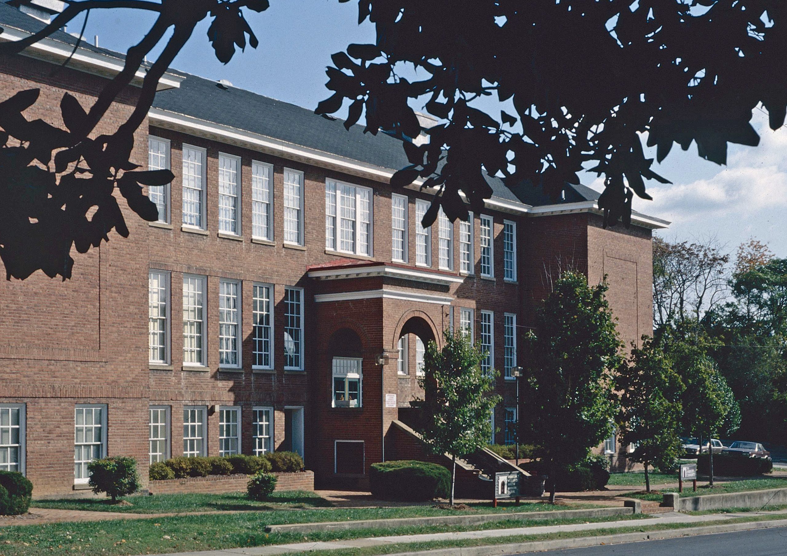 128-0043_Harrison_School_1992_exterior_front_facade_VLR_Online-scaled