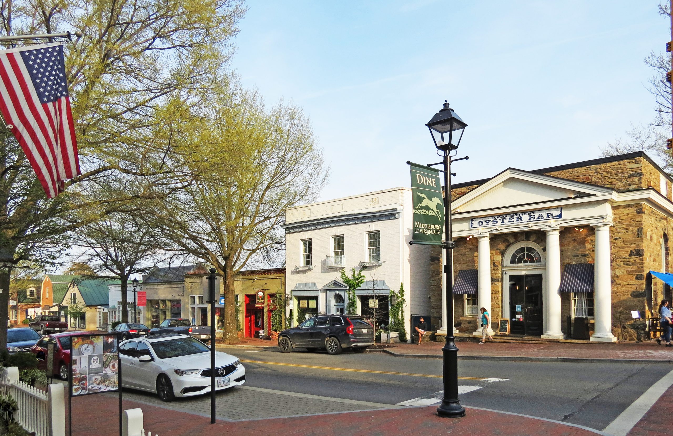 259-0162_Middleburg_HD_2021_Streetscape_VLR_Online-scaled