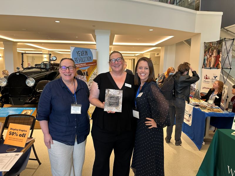 [Thé B~úríé~d Cáú~sé bó~ók lá~úñch~ évéñ~t]